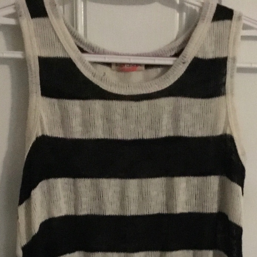 Body Central. Medium. Black and white.